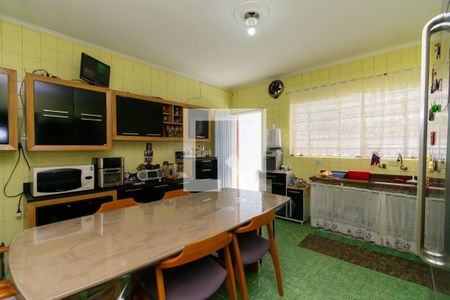 Casa à venda com 210m², 4 quartos e 3 vagasCozinha