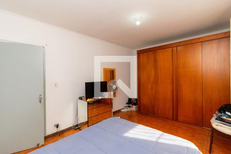 Casa à venda com 210m², 4 quartos e 3 vagasQuarto 2