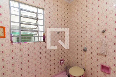 Casa à venda com 210m², 4 quartos e 3 vagasBanheiro