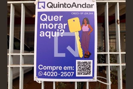 Casa à venda com 210m², 4 quartos e 3 vagasPlaca instalada