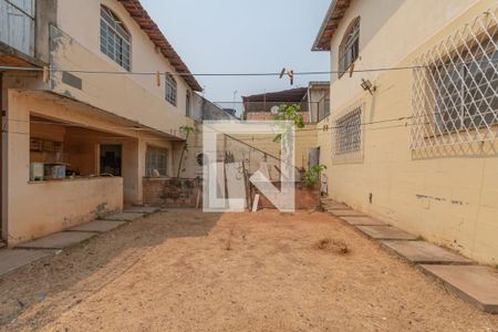 Casa à venda com 316m², 4 quartos e 3 vagasQuintal