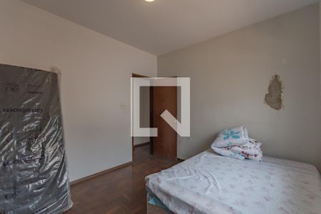 Casa à venda com 316m², 4 quartos e 3 vagasQuarto 2