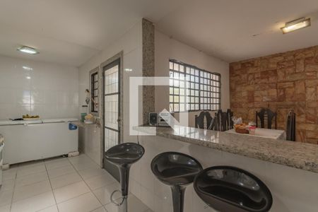 Casa à venda com 316m², 4 quartos e 3 vagasCozinha