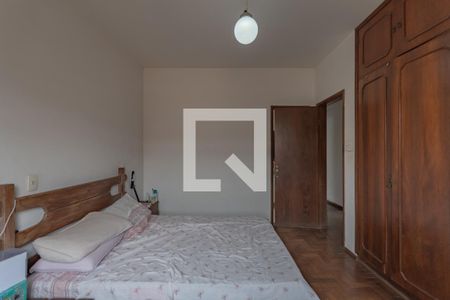 Casa à venda com 316m², 4 quartos e 3 vagasSuíte