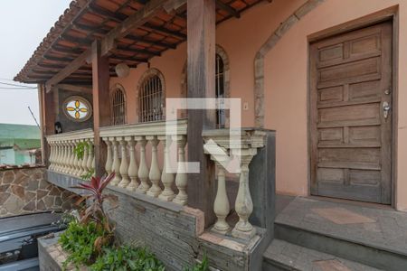 Casa à venda com 316m², 4 quartos e 3 vagasEntrada - Varanda