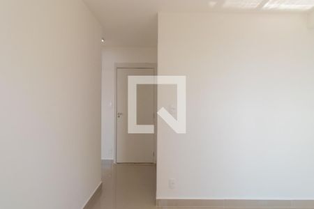 Sala de apartamento para alugar com 2 quartos, 41m² em Vila da Oportunidade, Carapicuíba