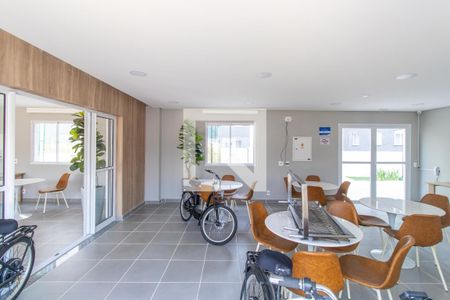 Apartamento para alugar com 41m², 2 quartos e 1 vagaÁrea comum - Salão de festas