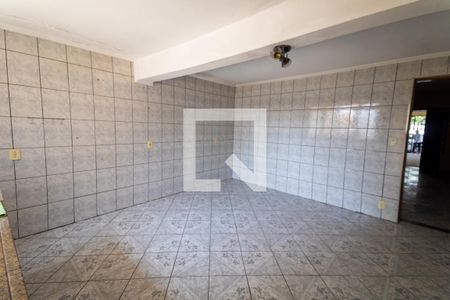 Casa à venda com 125m², 2 quartos e 2 vagasBanheiro