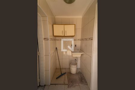 Casa à venda com 125m², 2 quartos e 2 vagasBanheiro de serviço