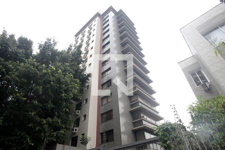 Apartamento à venda com 200m², 4 quartos e 3 vagasFachada