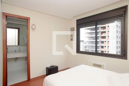 Apartamento à venda com 200m², 4 quartos e 3 vagasQuarto 2 Suíte