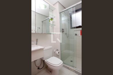 Apartamento à venda com 200m², 4 quartos e 3 vagasBanheiro Quarto 2 Suíte