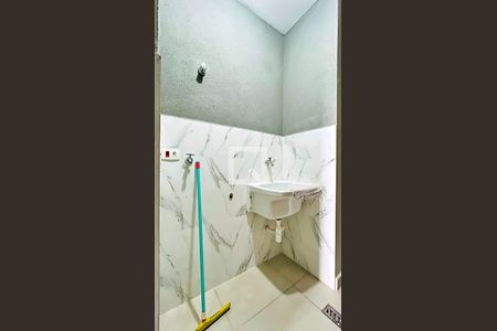 Studio para alugar com 30m², 1 quarto e sem vaga Studio para alugar com 30m², 1 quarto e sem vagaÁrea de Serviço