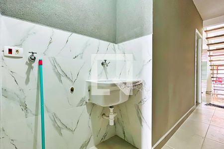 Studio para alugar com 30m², 1 quarto e sem vaga Studio para alugar com 30m², 1 quarto e sem vagaÁrea de Serviço