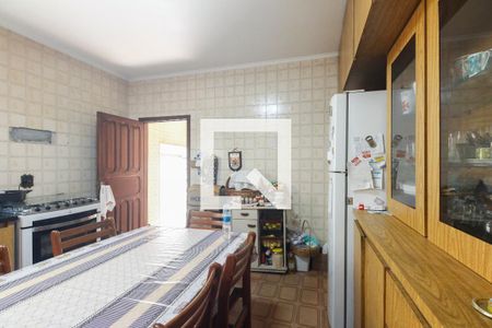 Casa à venda com 330m², 4 quartos e 2 vagasCozinha