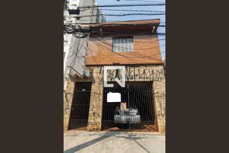 Casa à venda com 330m², 4 quartos e 2 vagasFachada 