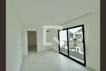 Casa de condomínio à venda com 212m², 5 quartos e 2 vagasSuíte 4