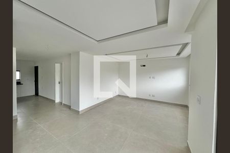 Sala de casa de condomínio à venda com 5 quartos, 212m² em Vargem Pequena, Rio de Janeiro