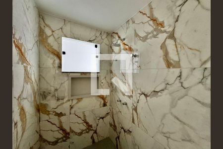 Casa de condomínio à venda com 212m², 5 quartos e 2 vagasSuite 4 - Banheiro