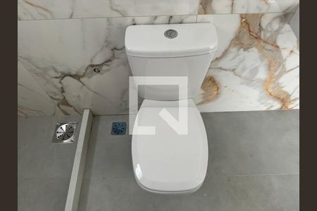 Casa de condomínio à venda com 212m², 5 quartos e 2 vagasSuite 4 - Banheiro