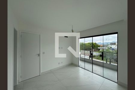 Casa de condomínio à venda com 212m², 5 quartos e 2 vagasSuíte 3