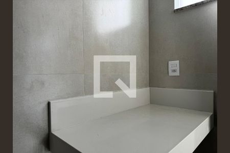 Casa de condomínio à venda com 212m², 5 quartos e 2 vagasSuite 2 - Banheiro