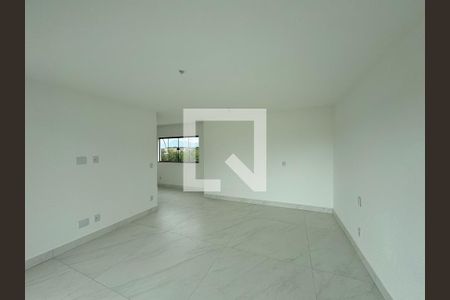 Casa de condomínio à venda com 212m², 5 quartos e 2 vagasSuite 5