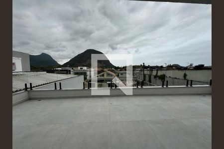 Casa de condomínio à venda com 212m², 5 quartos e 2 vagasVaranda suíte 5