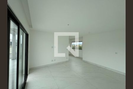 Casa de condomínio à venda com 212m², 5 quartos e 2 vagasSuite 5