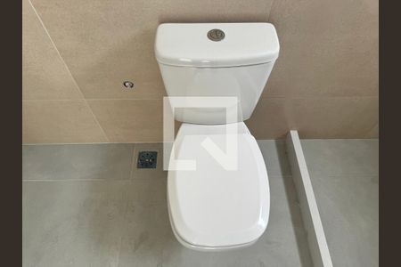 Casa de condomínio à venda com 212m², 5 quartos e 2 vagasSuite 5 - Banheiro