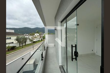 Casa de condomínio à venda com 212m², 5 quartos e 2 vagasSuite 2 - Varanda