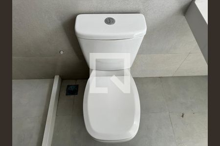 Casa de condomínio à venda com 212m², 5 quartos e 2 vagasSuite 2 - Banheiro