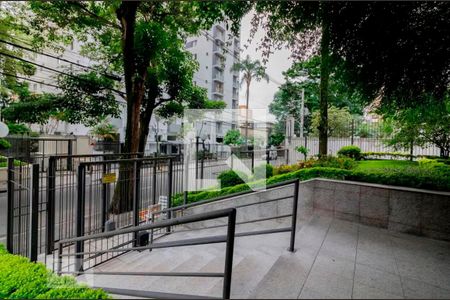 Apartamento à venda com 90m², 3 quartos e 1 vagaentr