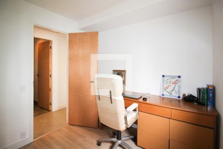 Apartamento à venda com 90m², 3 quartos e 1 vagaQuarto 2