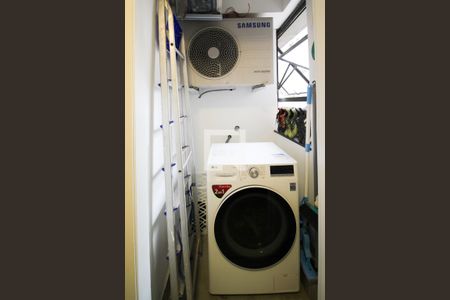 Apartamento à venda com 90m², 3 quartos e 1 vagaÁrea de Serviço