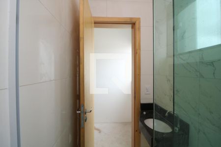 Casa à venda com 75m², 2 quartos e 1 vagaBanheiro da Suíte