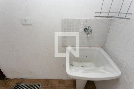Casa para alugar com 58m², 1 quarto e sem vagaÁrea de Serviço