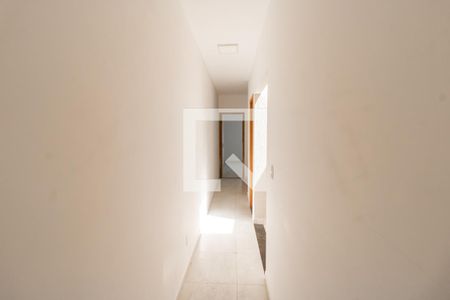 Casa à venda com 120m², 3 quartos e 2 vagas Casa à venda com 120m², 3 quartos e 2 vagasCorredor