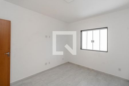 Casa à venda com 120m², 3 quartos e 2 vagas Casa à venda com 120m², 3 quartos e 2 vagasQuarto