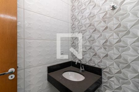 Casa à venda com 120m², 3 quartos e 2 vagas Casa à venda com 120m², 3 quartos e 2 vagasBanheiro da Suite