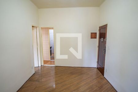 Sala de apartamento para alugar com 2 quartos, 70m² em Saúde, Rio de Janeiro