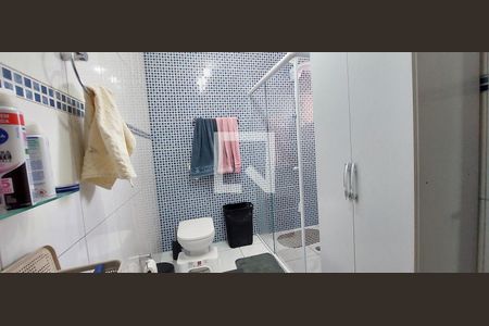 Casa para alugar com 174m², 3 quartos e 2 vagasBanheiro Quarto 1 suíte