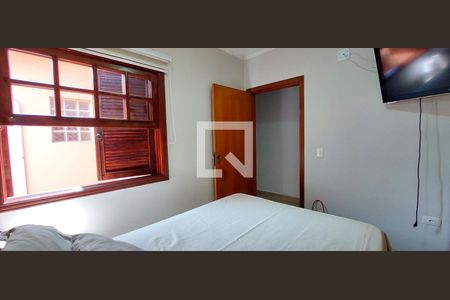 Casa para alugar com 174m², 3 quartos e 2 vagasQuarto 2