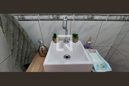 Casa para alugar com 174m², 3 quartos e 2 vagasLavabo