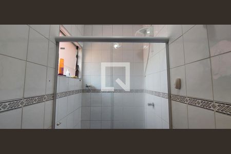 Casa para alugar com 174m², 3 quartos e 2 vagasBanheiro 2