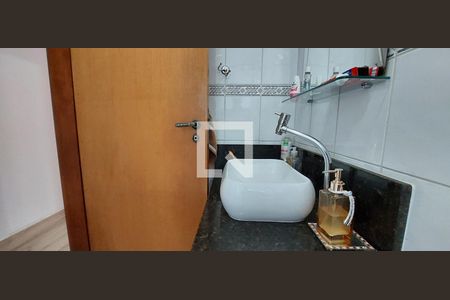 Casa para alugar com 174m², 3 quartos e 2 vagasBanheiro 2