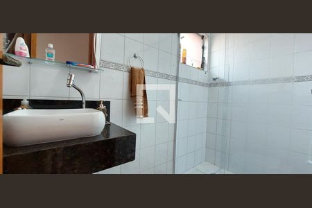 Casa para alugar com 174m², 3 quartos e 2 vagasBanheiro 2