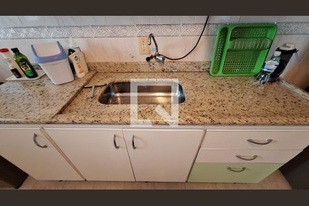 Apartamento para alugar com 88m², 2 quartos e 1 vagaDetalhe da cozinha