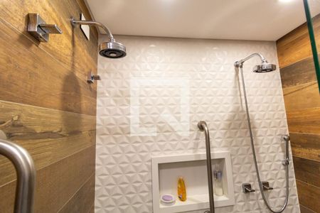 Apartamento para alugar com 140m², 3 quartos e 2 vagas Apartamento para alugar com 140m², 3 quartos e 2 vagasBanheiro do Corredor