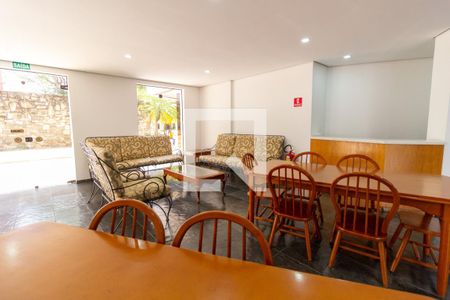 Apartamento para alugar com 140m², 3 quartos e 2 vagas Apartamento para alugar com 140m², 3 quartos e 2 vagasÁrea comum - Salão de festas
